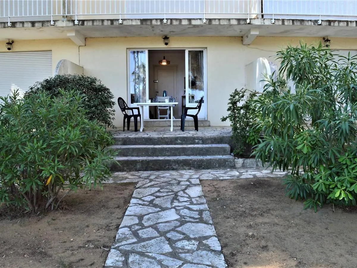 Studio Cosy Avec Jardin, Proche Plage A Cavalaire-Sur-Mer, Parking Inclus - Fr-1-226B-128 Apartman Cavalaire-sur-Mer